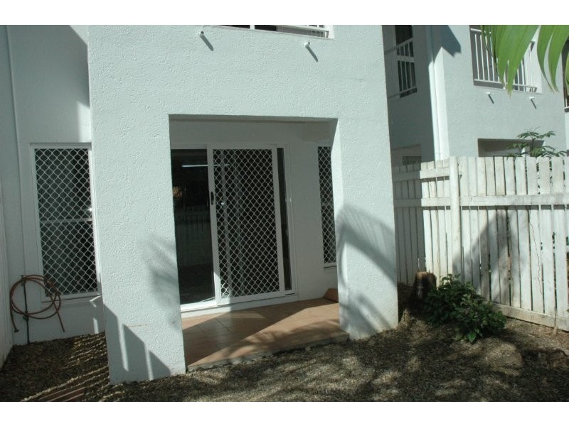 3/7 Boden Street, Yorkeys Knob QLD 4878