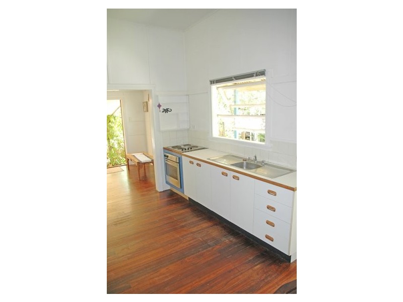 14/404 McCoombe Street, Mooroobool QLD 4870