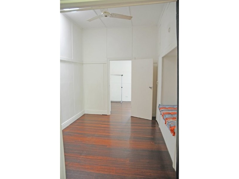 14/404 McCoombe Street, Mooroobool QLD 4870