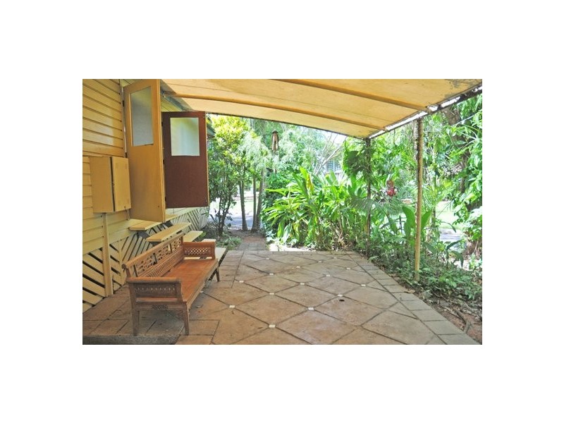 14/404 McCoombe Street, Mooroobool QLD 4870