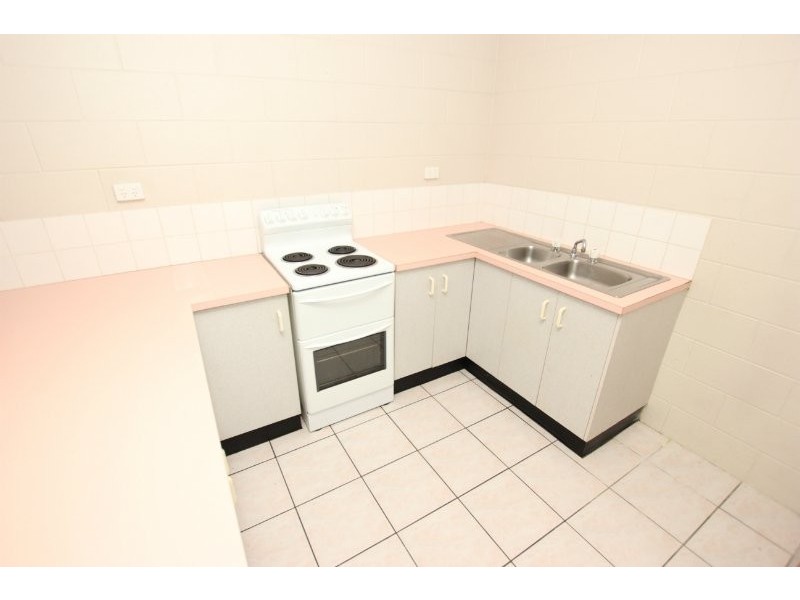 11/201 Aumuller Street, Bungalow QLD 4870