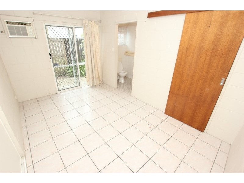 11/201 Aumuller Street, Bungalow QLD 4870