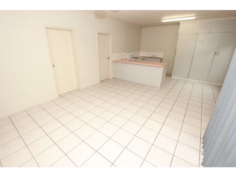 11/201 Aumuller Street, Bungalow QLD 4870