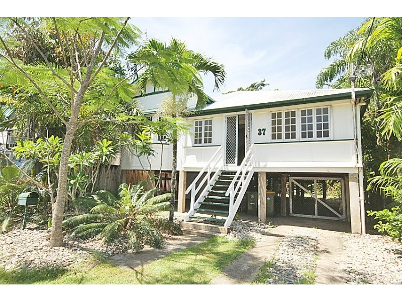 37 Cairns Street, Cairns QLD 4870