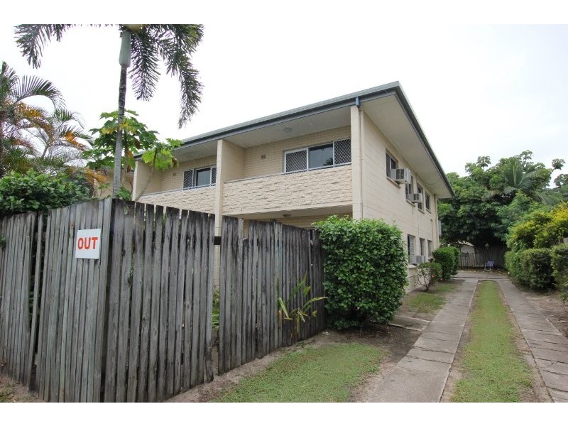 Westcourt QLD 4870