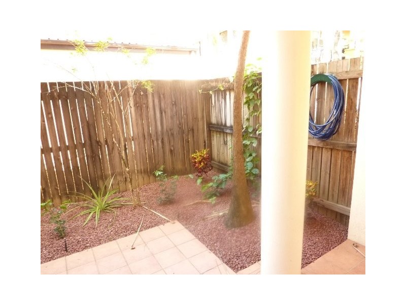 19/10 Digger Street, Cairns QLD 4870