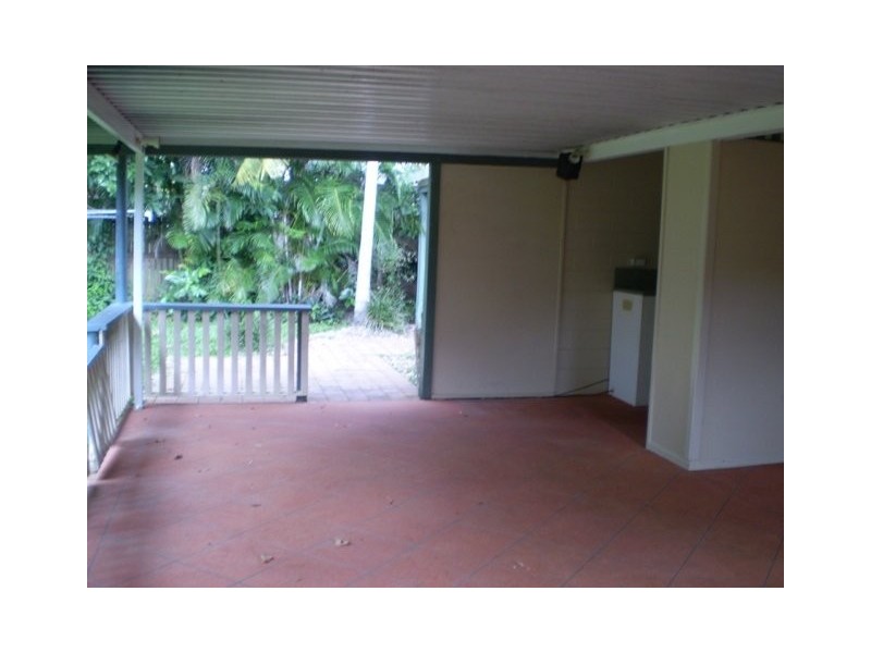 24 Banning Avenue, Brinsmead QLD 4870