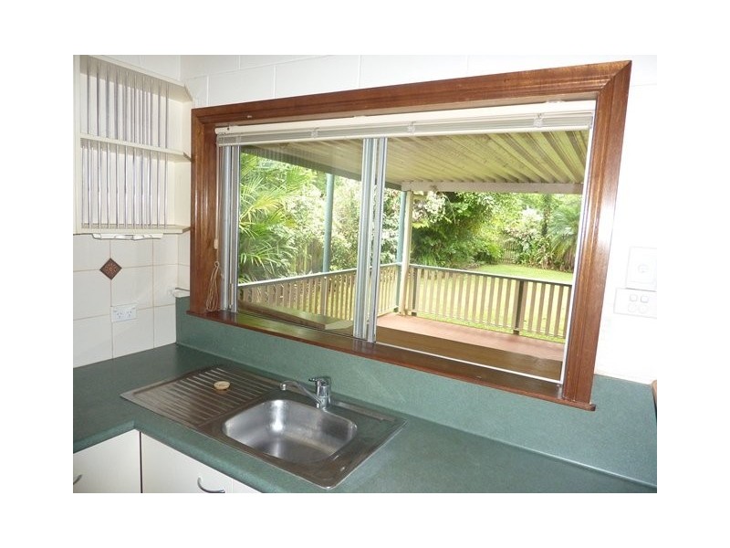 24 Banning Avenue, Brinsmead QLD 4870