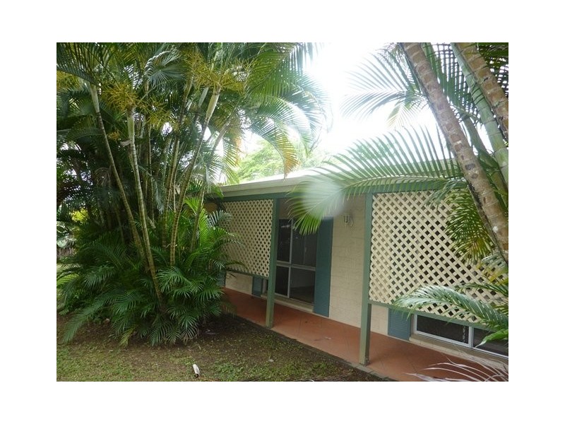 24 Banning Avenue, Brinsmead QLD 4870