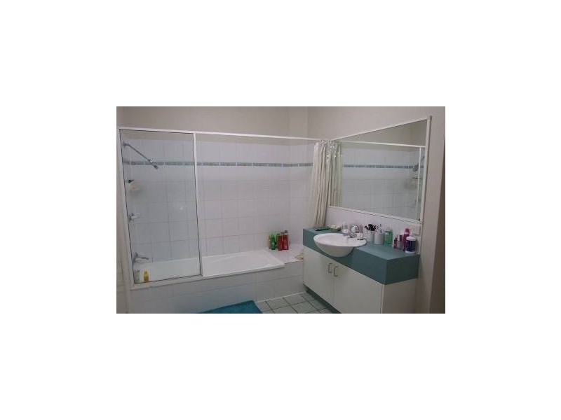 8/38 Springfield Crescent, Manoora QLD 4870