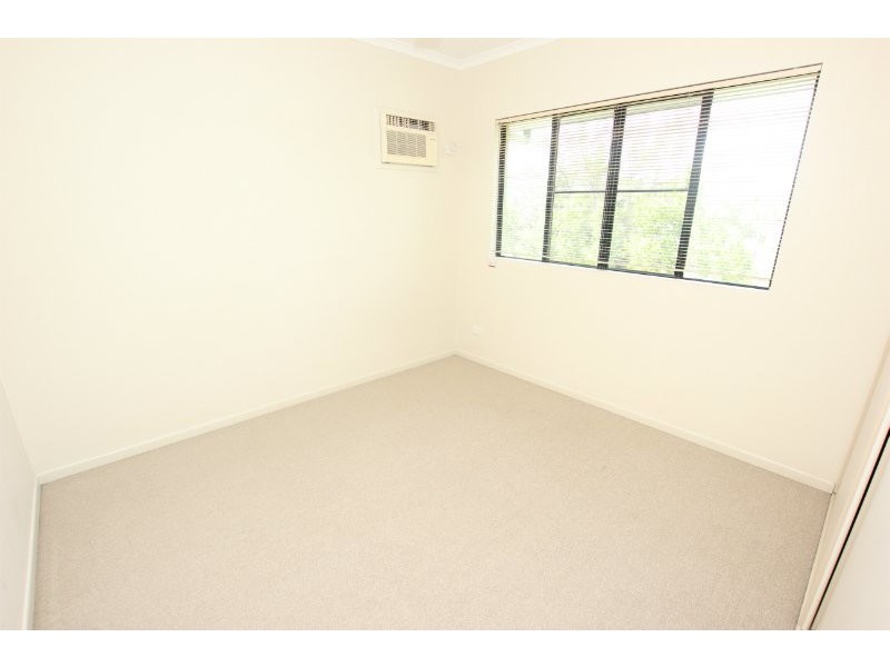 Yorkeys Knob QLD 4878