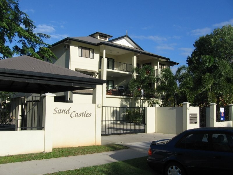 5/516 Varley Street, Yorkeys Knob QLD 4878