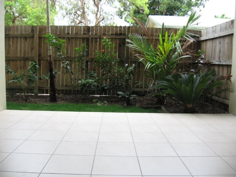 5/516 Varley Street, Yorkeys Knob QLD 4878