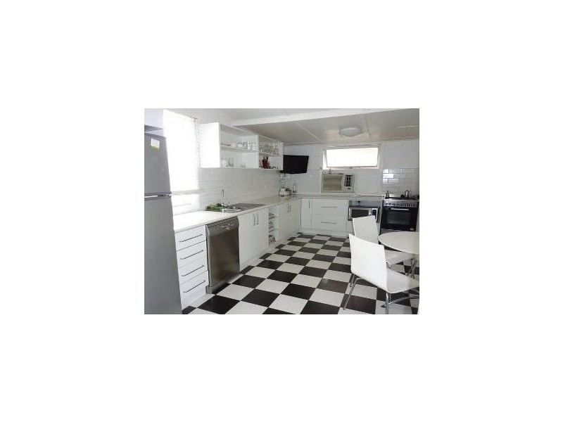 20 Lumley Street, Cairns QLD 4870