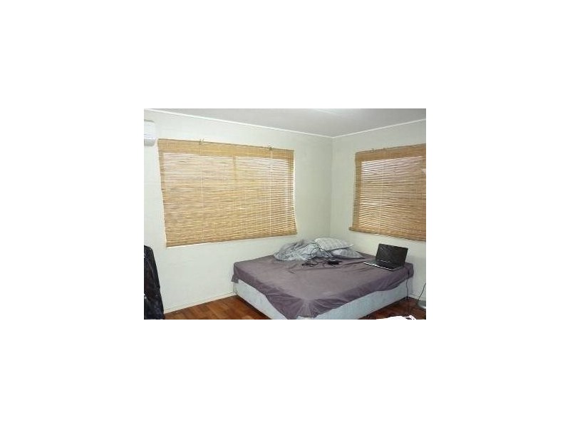 20 Lumley Street, Cairns QLD 4870