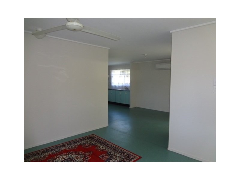 75 Murray Street, Manoora QLD 4870