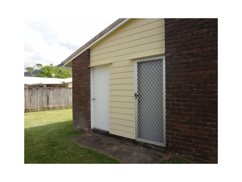 75 Murray Street, Manoora QLD 4870