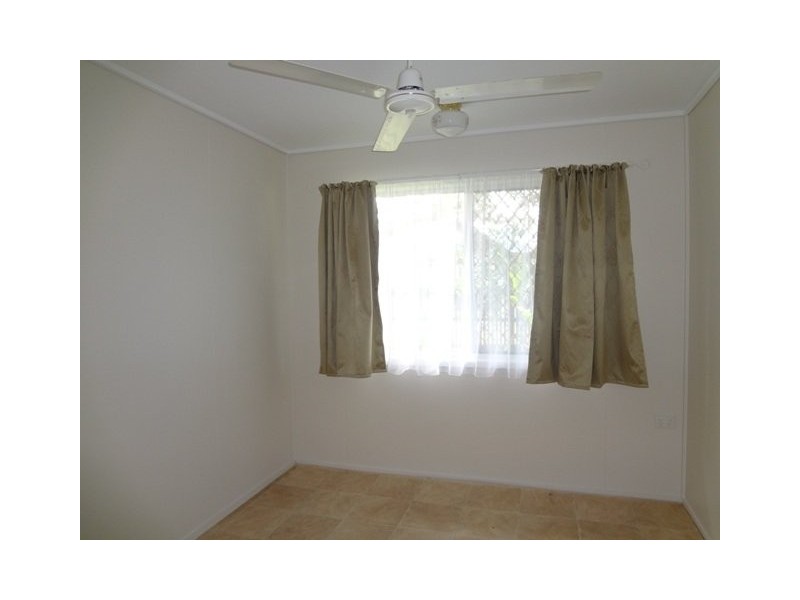 75 Murray Street, Manoora QLD 4870