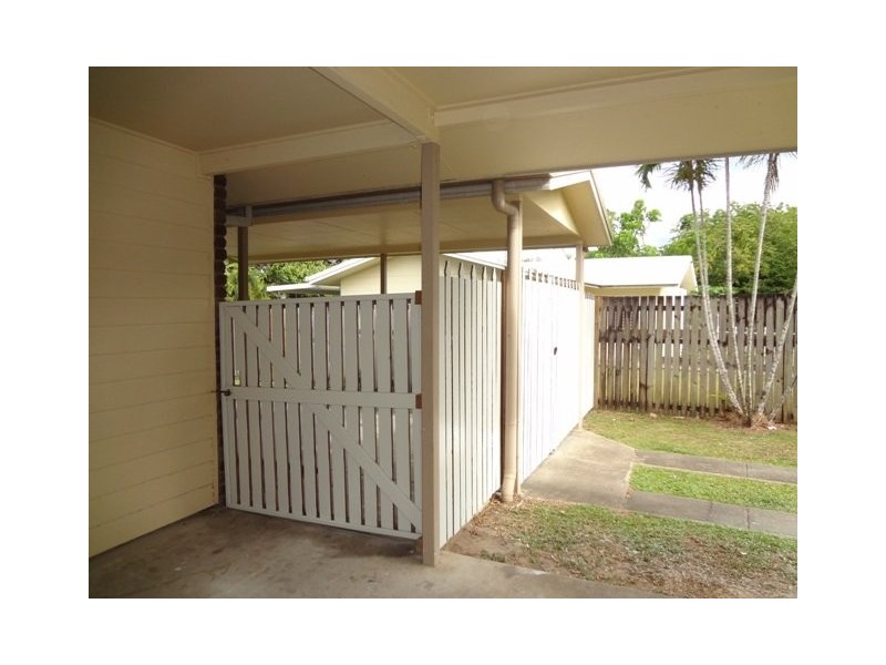 75 Murray Street, Manoora QLD 4870