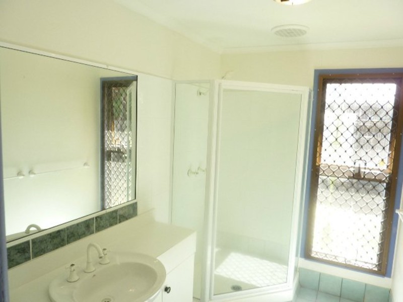 Holloways Beach QLD 4878