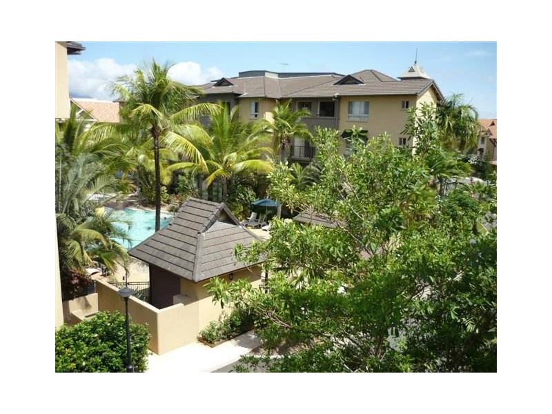 1739/2 Greenslopes Street, Edge Hill QLD 4870