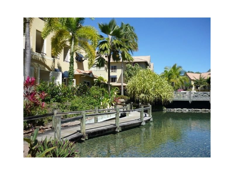 1739/2 Greenslopes Street, Edge Hill QLD 4870