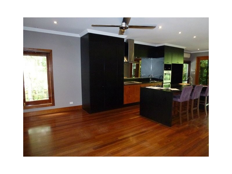 25 Friend Street, Edge Hill QLD 4870