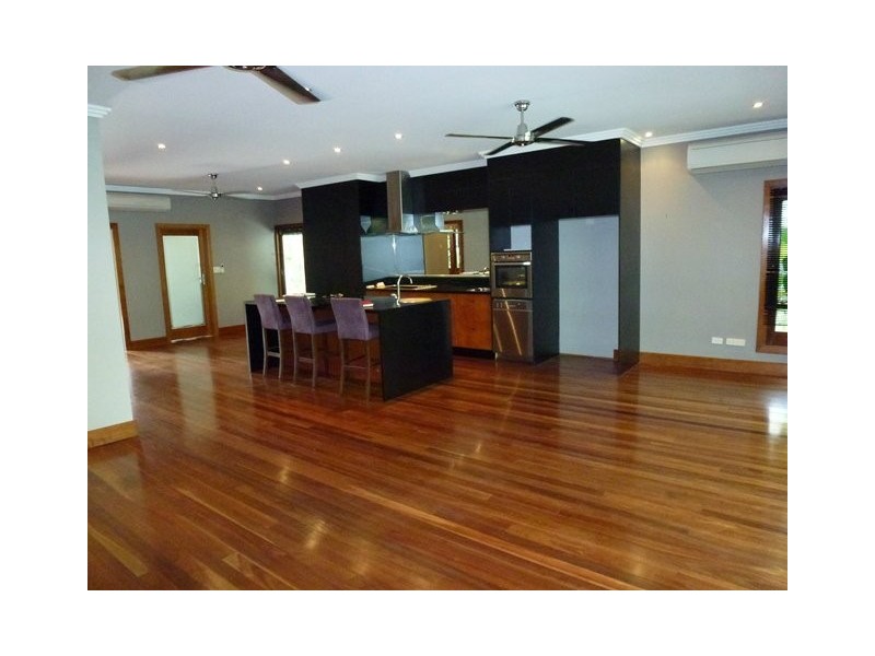 25 Friend Street, Edge Hill QLD 4870