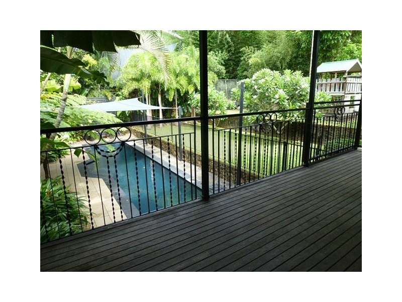 25 Friend Street, Edge Hill QLD 4870