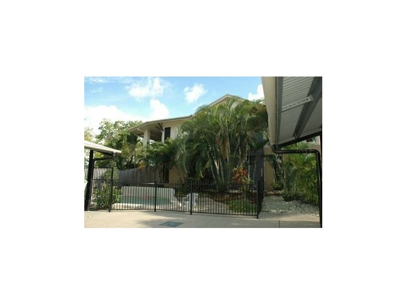 1/14-16 Short Street, Redlynch QLD 4870