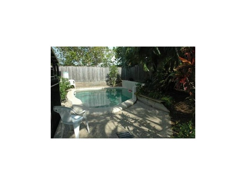 1/14-16 Short Street, Redlynch QLD 4870