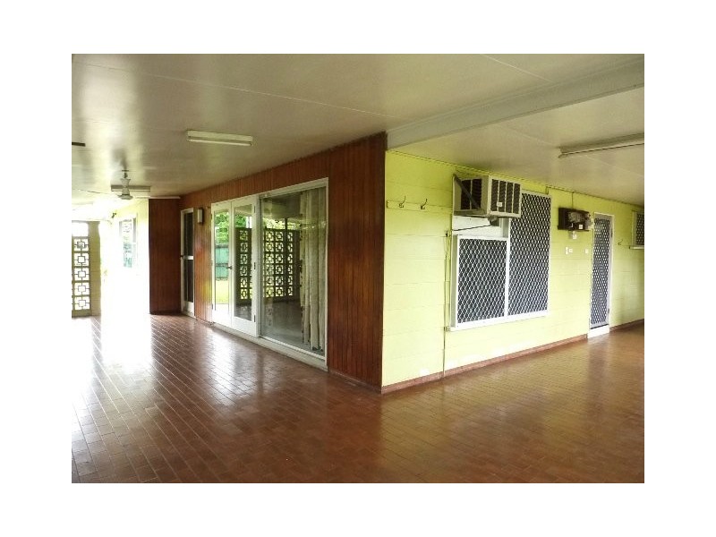 23 Mansfield Street, Earlville QLD 4870