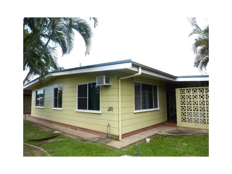 23 Mansfield Street, Earlville QLD 4870