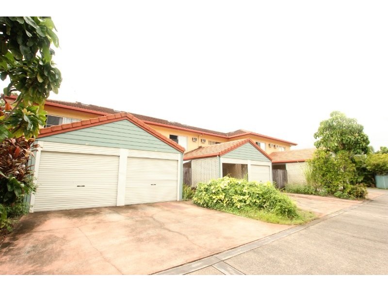 Manoora QLD 4870