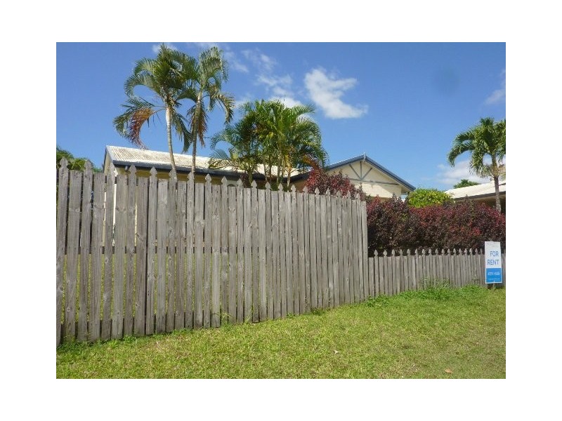 1/11 Gammie Close, Edmonton QLD 4869