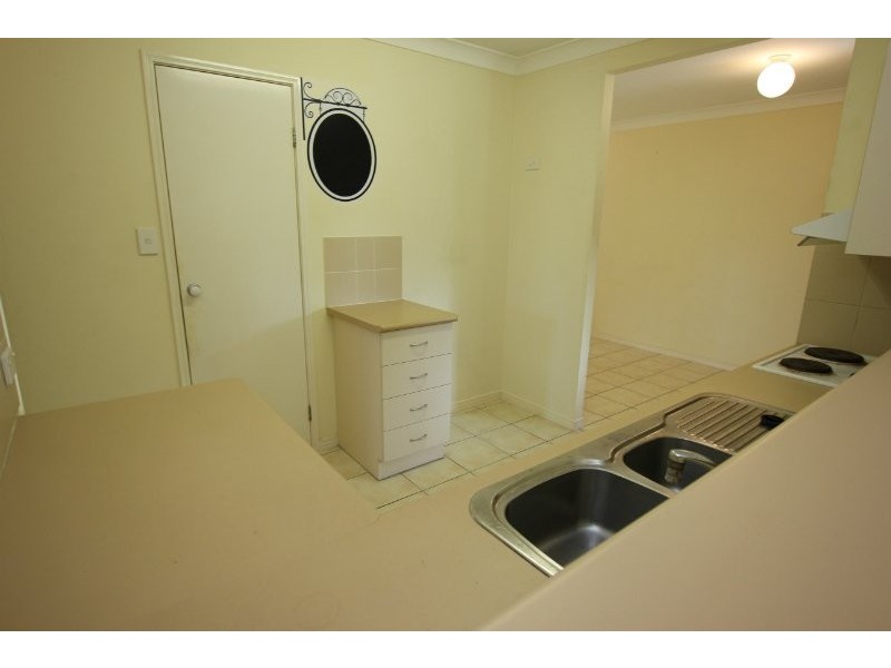 12 Silky Oak, Mooroobool QLD 4870
