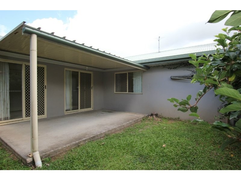 12 Silky Oak, Mooroobool QLD 4870