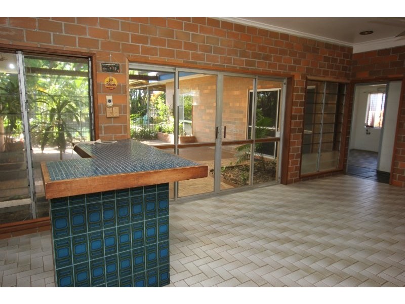 9 Woomala Street, Woree QLD 4868