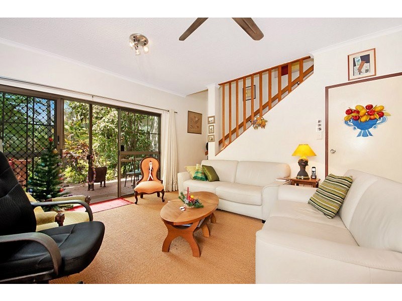 Holloways Beach QLD 4878