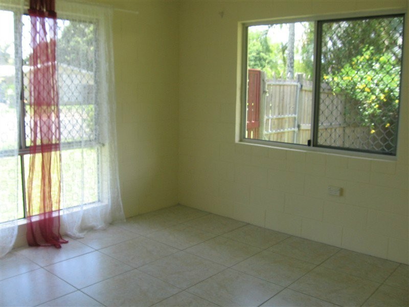 92 Murray Street, Manoora QLD 4870