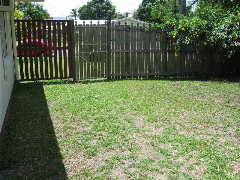 92 Murray Street, Manoora QLD 4870