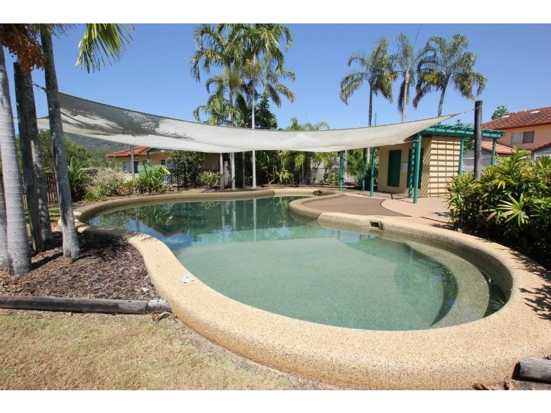 Manoora QLD 4870