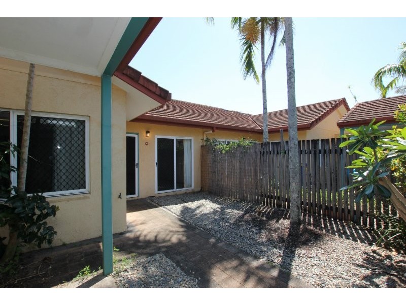Manoora QLD 4870