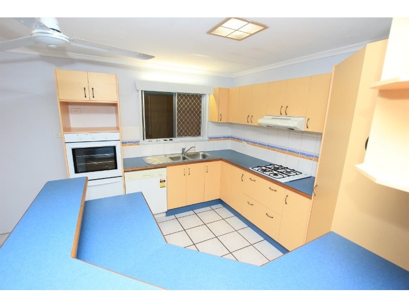 28 Angela Street, Woree QLD 4868