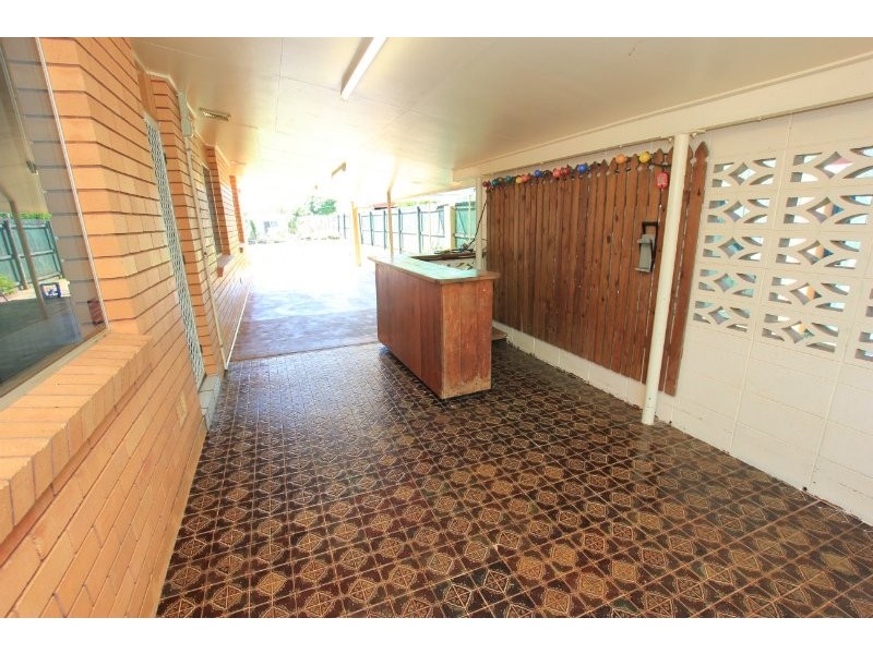 28 Angela Street, Woree QLD 4868