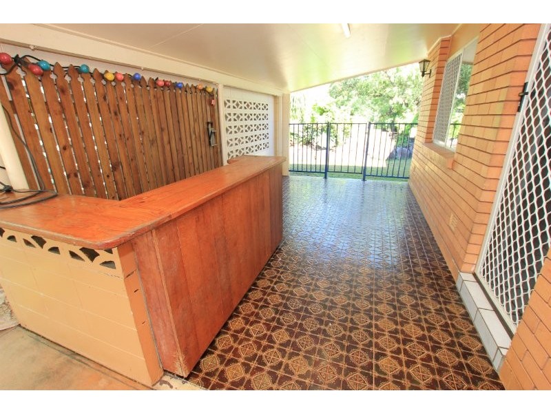 28 Angela Street, Woree QLD 4868
