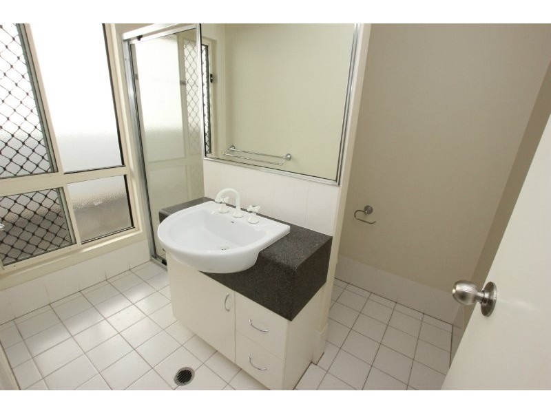 Brinsmead QLD 4870