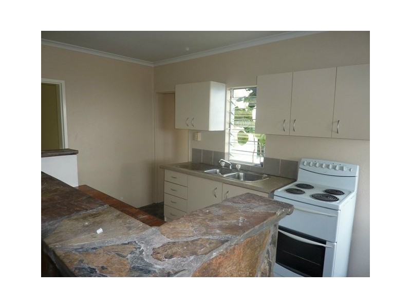 Mooroobool QLD 4870