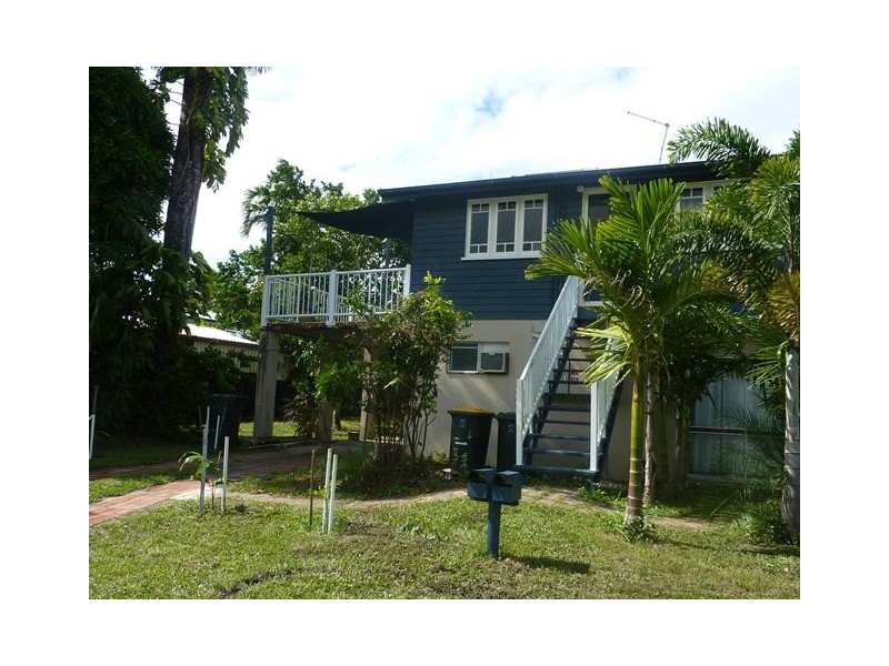 Mooroobool QLD 4870