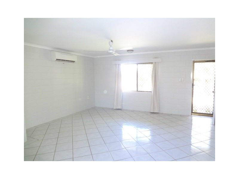 40 Anderson Road, Woree QLD 4868